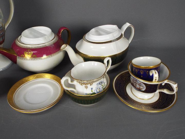 Mixed tea wares comprising Wedgwood Columbia, Wedgwood Chinese Legend, Spode Royal Windsor, - Image 3 of 5