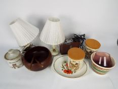 Lot to include a pari of onyx table lamps, a vintage Zett 150 folding slide projector,
