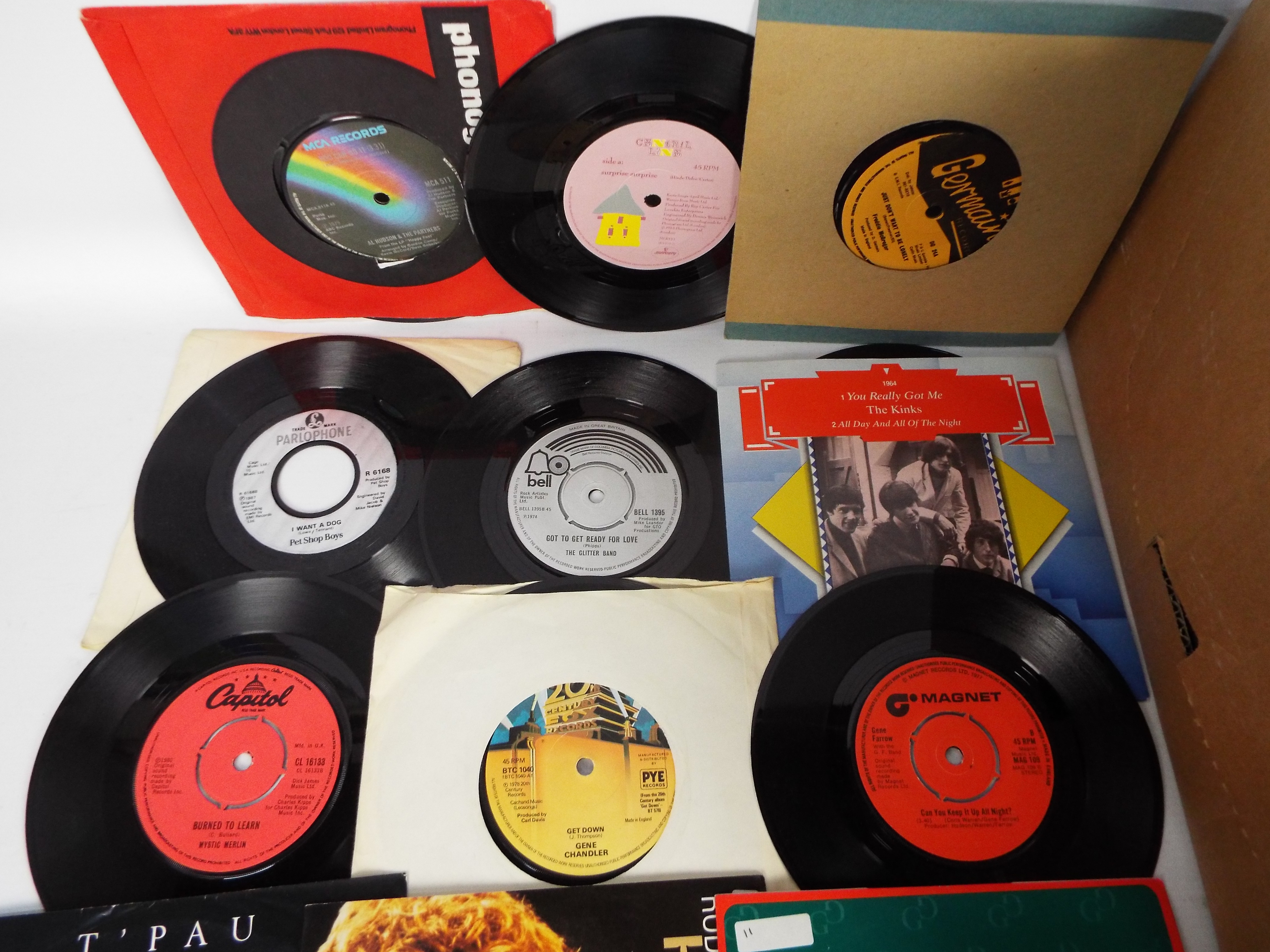 A collection of 7" vinyl records to incl - Image 2 of 5