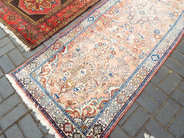 A carpet and runner, largest approximately 297 cm x 97 cm. - Image 2 of 4