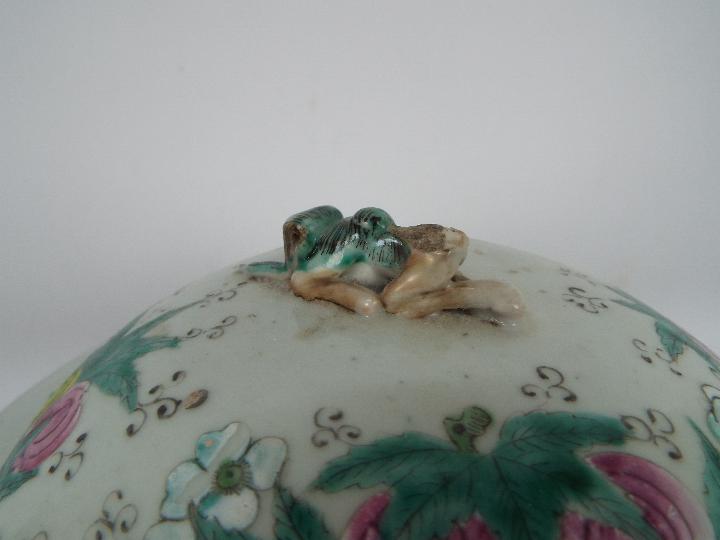 A Chinese famille rose bowl and cover, decorated with figures in a garden setting, - Image 10 of 30