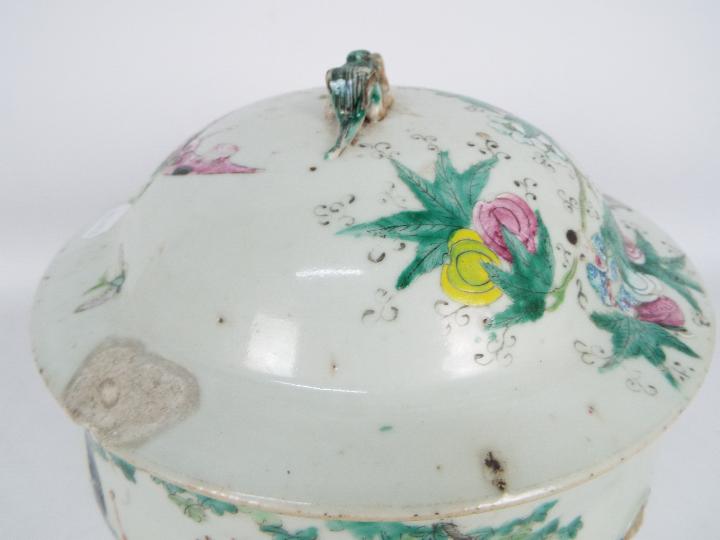 A Chinese famille rose bowl and cover, decorated with figures in a garden setting, - Image 15 of 30