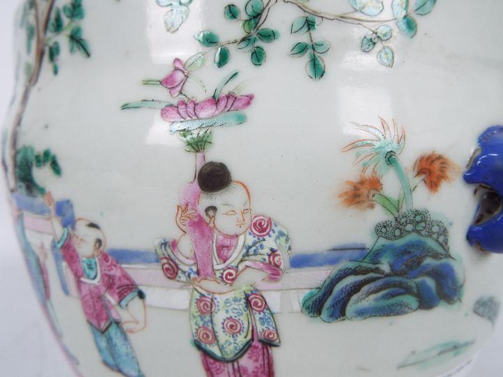 A Chinese famille rose bowl and cover, decorated with figures in a garden setting, - Image 8 of 30