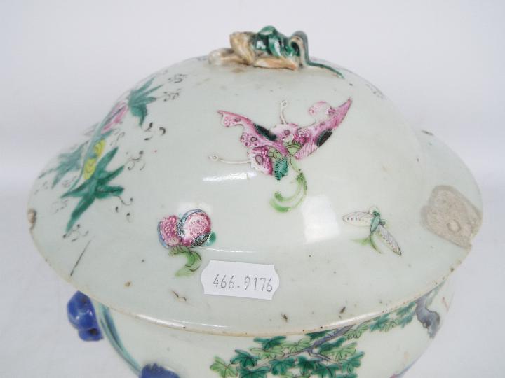 A Chinese famille rose bowl and cover, decorated with figures in a garden setting, - Image 4 of 30