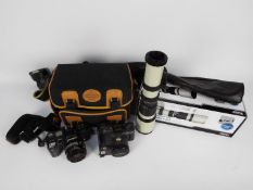 Photography - Lot to include an Olympus AZ-300 Super Zoom and a Minolta 7000,
