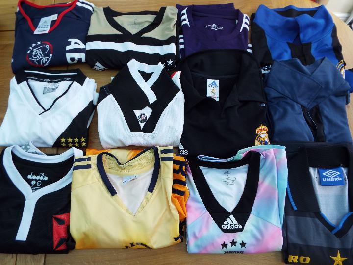 Football shirts - a job lot of 12 soccer