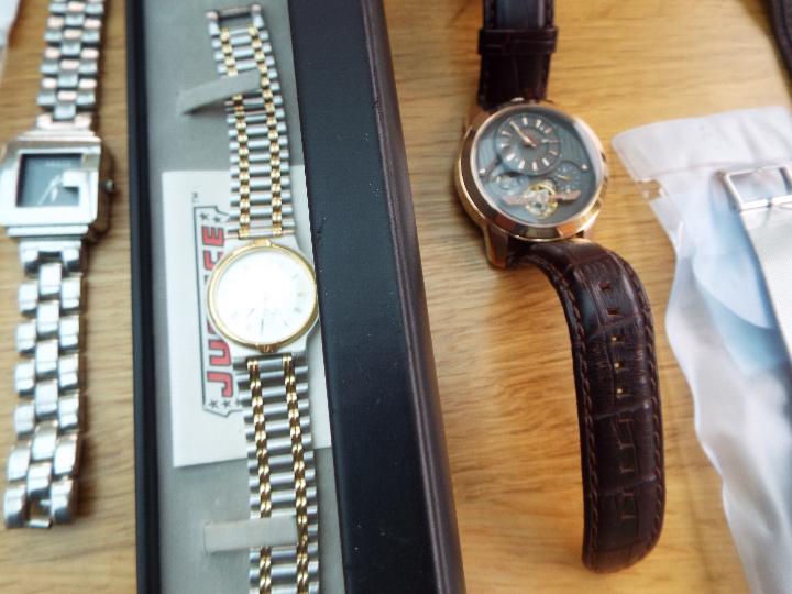 Designer Watches - a job lot of 15 watches to include Shark, 4 off Oulm, Fossil and others, - Image 5 of 6