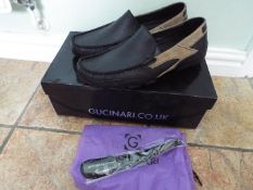 Gucinari - a pair of black / beige casual shoes, size 40,