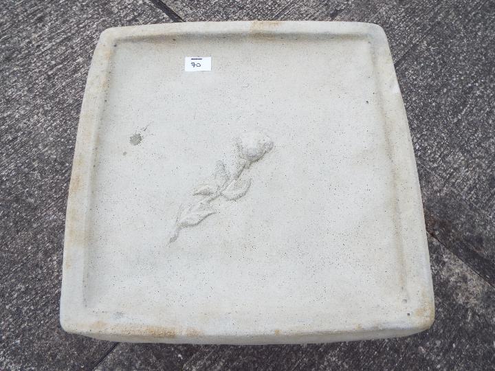 Garden Stoneware - A reconstituted stone bird bath with square top and rose decoration - Image 2 of 2