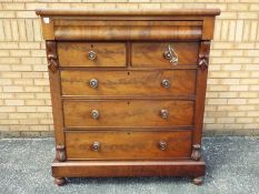 A good quality chest of drawers having a upper frieze drawer surmounting two short drawers over