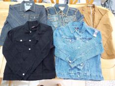 A job lot of 5 denim jackets, various colours, sizes M and L,