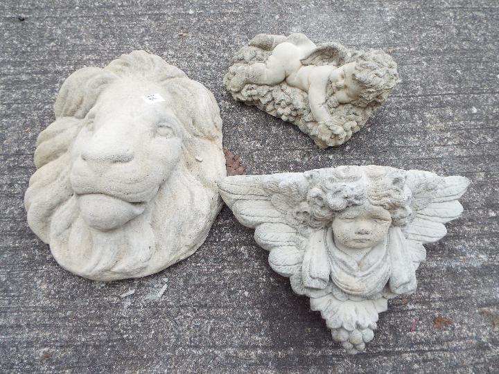 Garden Stoneware - Three reconstituted stone garden ornaments.