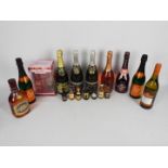 Ten bottles of drink including wine, Glayva liqueur and similar and a small quantity of miniatures.
