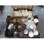 Lot to include Colclough tea wares, glass vases,