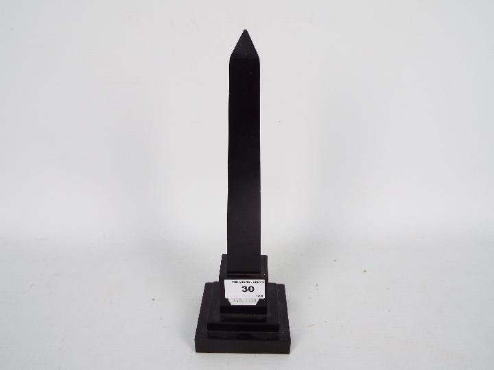 A pietra dura obelisk on stepped base, approximately 26 cm (h). - Image 3 of 3
