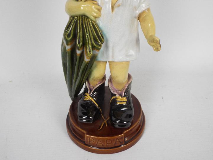 A Brownfield figurine depicting a child - Image 3 of 5