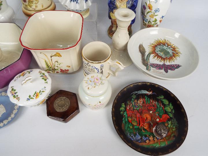 Lot comprising ceramics to include Aynsl - Image 4 of 5