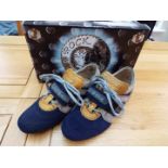 New Rock boots and shoes - a pair of casual blue suede shoes / trainers 'Sin Foto' EU size 41