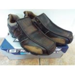 Skechers - a pair of brown trainers, size 41 (EU), 7 (UK) # 61779,