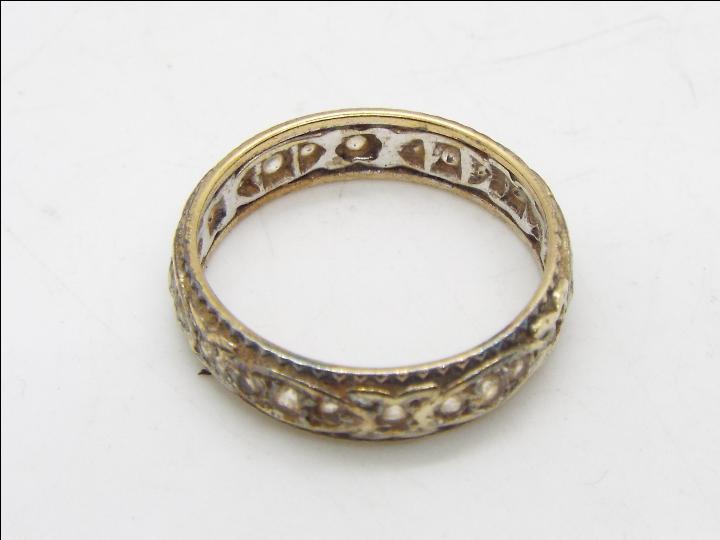 A 9ct gold eternity ring, size O, approximately 2.6 grams all in. - Image 3 of 3