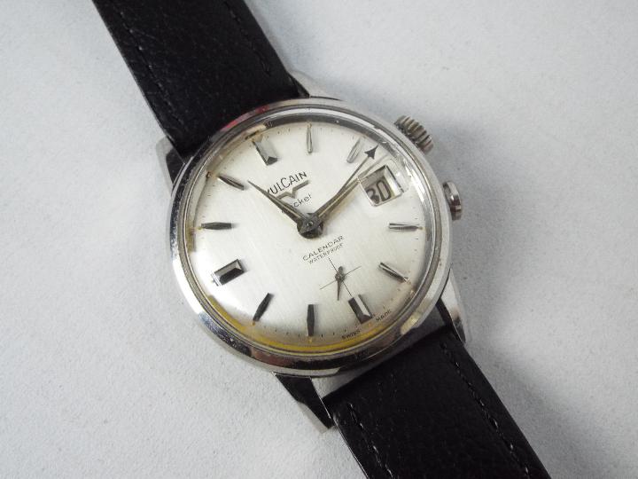 A gentleman's Vulcain Cricket wrist watch Condition Report: Hands and date set, watch winds, - Image 2 of 5