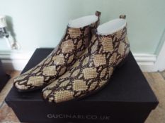 Gucinari - a pair of gentleman's crocodi