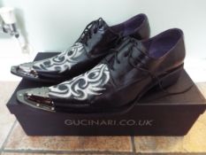 Gucinari - a pair of gentleman's black /