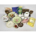 A mixed lot to include Royal Doulton, Ma