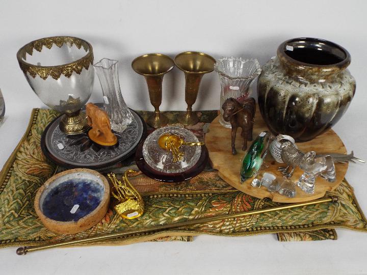 A mixed lot to include glassware, cerami