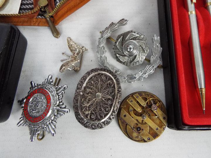 Mixed lot to include filigree brooch in - Image 2 of 4