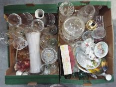 Mixed ceramics and glassware to include