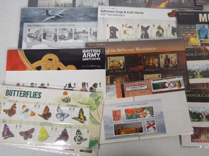 Philately - A collection of Royal Mail Mint Stamp Presentation Packs and first day covers, - Image 3 of 5