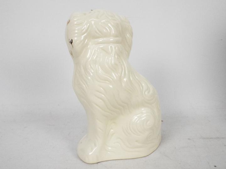 A boxed pair of Royal Doulton Staffordshire style seated spaniels, approximately 19 cm (h). - Image 6 of 8