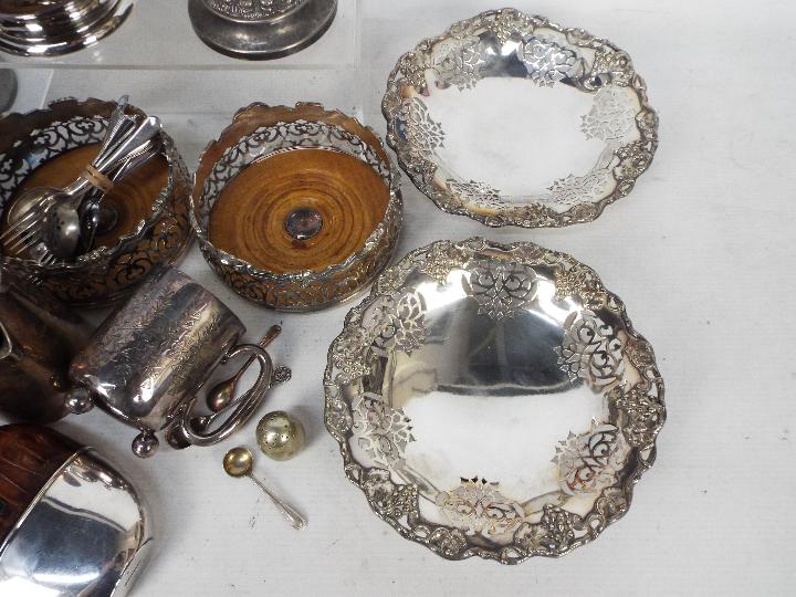 A good collection of silver plated items including a silver plate and brown leather clad hip flask, - Image 4 of 5