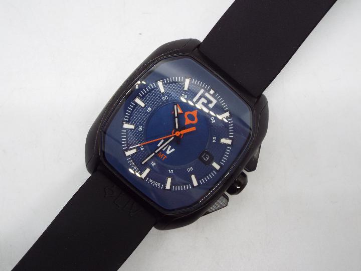 Liv Watches - A gentleman's limited edition Rebel watch by Liv, - Image 3 of 5