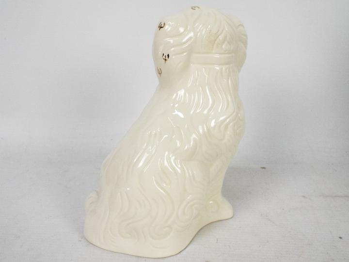 A boxed pair of Royal Doulton Staffordshire style seated spaniels, approximately 19 cm (h). - Image 3 of 8