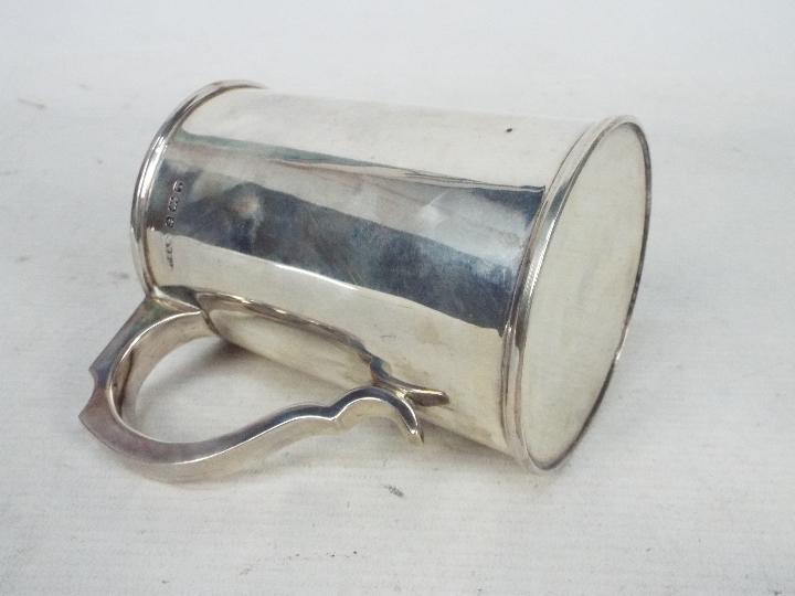 A George VI silver tankard, Birmingham assay 1943, sponsors mark for Thomas Ducrow & Sons, - Image 4 of 4