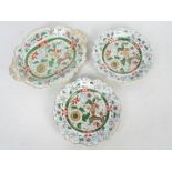 Three pieces of early 19th century Hicks & Meigh Stone China, plates 23 cm (d).