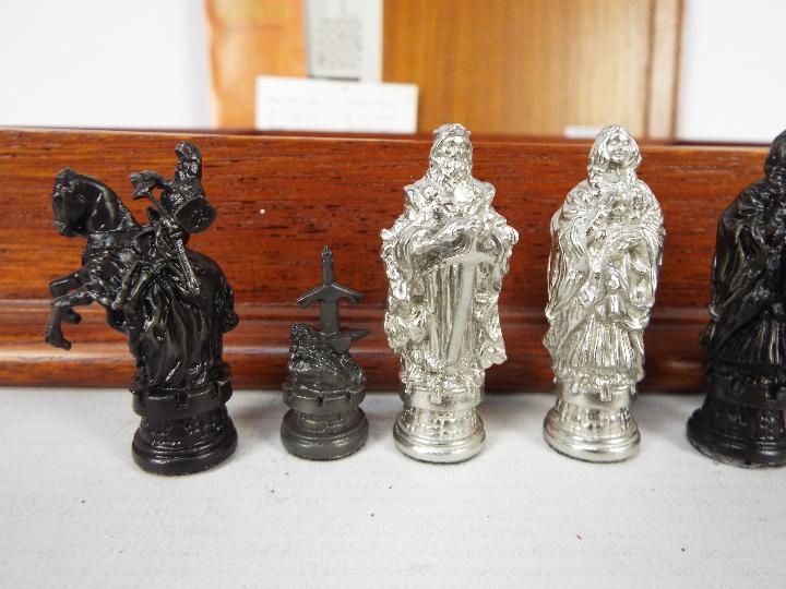 A cast pewter Camelot chess set by Royal Selangor in fitted chessboard box. - Image 4 of 8