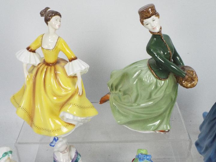 A collection of ceramics to include Wedgwood Jasperware, Royal Doulton lady figures and similar, - Image 2 of 5