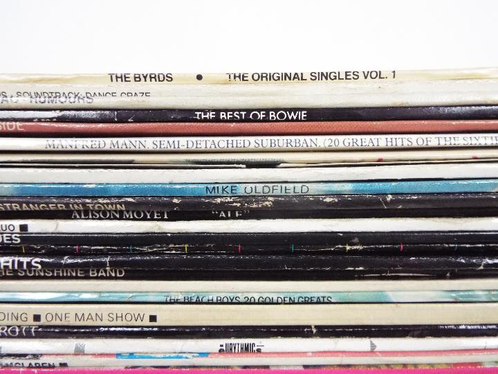12" vinyl records to include OMD, Duran Duran, Blondie, The Jam, The Byrds, Queen, Fleetwood Mac, - Image 2 of 11