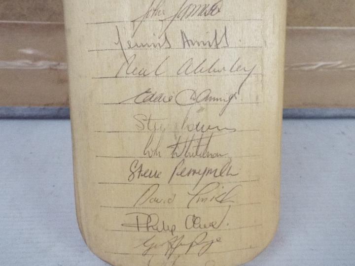 Cricket Interest - A Slazenger cricket bat bearing signatures of cricketers comprising West Indies - Image 14 of 14