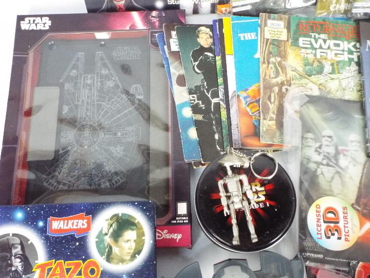 A collection of predominantly Star Wars related items to include phone and ipad cases, - Image 6 of 7