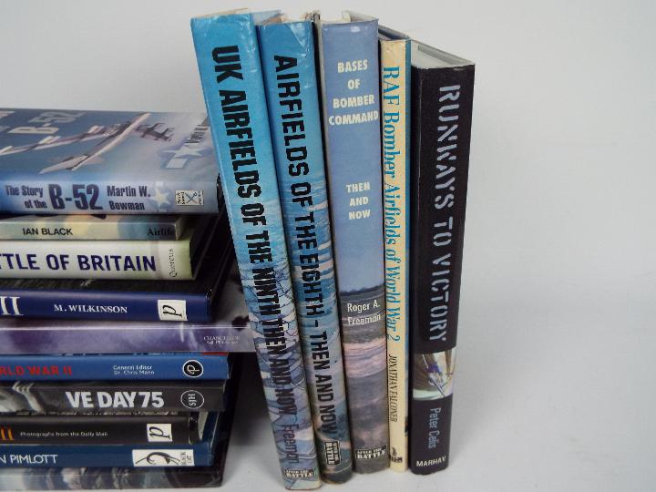 15 x military books - Lot includes a 'Ba - Image 3 of 3