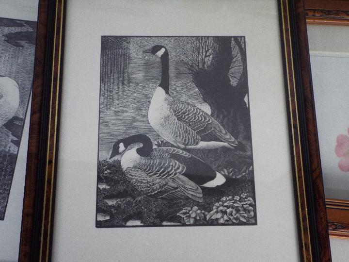 A collection of framed prints comprising - Image 3 of 4