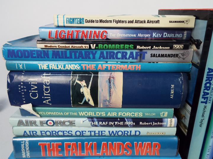 15 x military books - Lot includes a 'Wo - Bild 2 aus 4