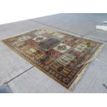 A large carpet measuring approximately 380 cm x 270 cm