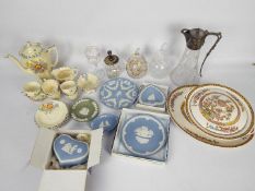 Lot comprising glassware and ceramics to include Wedgwood, part boxed.