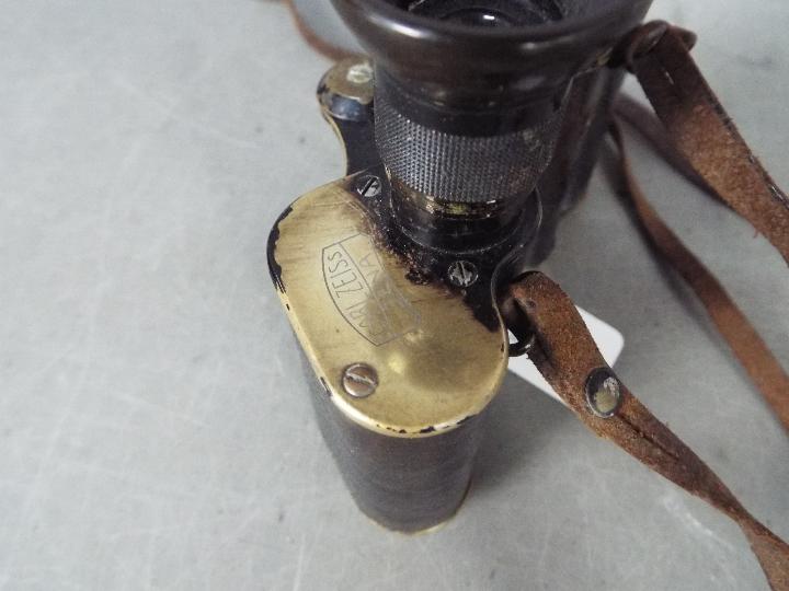 A pair of early 20th century Carl Zeiss, Jena, Feldstecher 8 Fach Binoculars. - Image 3 of 5