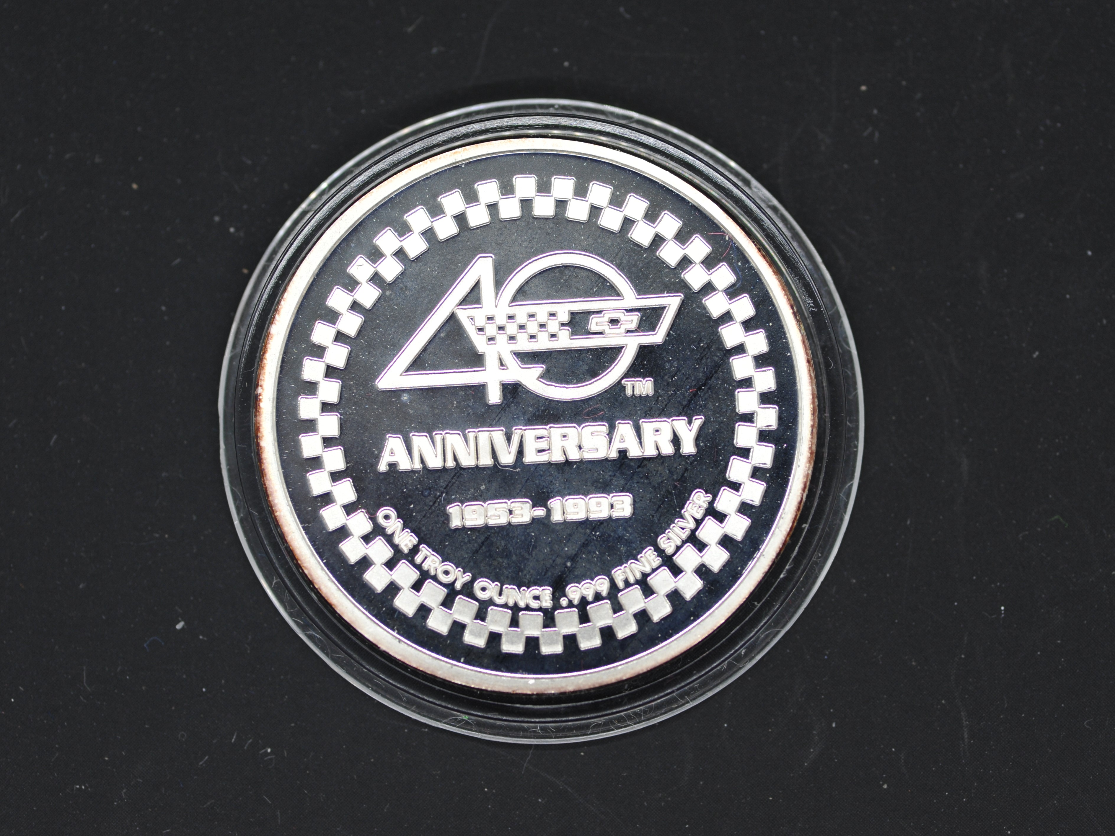 Silver - Corvette 40th Anniversary- A 1 troy oz (31.1 grams) fine grade . - Image 2 of 2